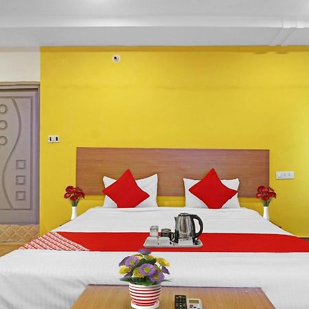 Hotel O Lavish Stay ไฮเดอราบัด ภายนอก รูปภาพ